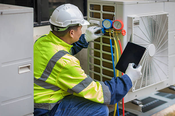 Professional Hvac technician working in Elmont, NY